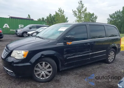 2015 Chrysler Town & Country Touring from USA, damaged, VIN 2C4RC1BG6FR645250